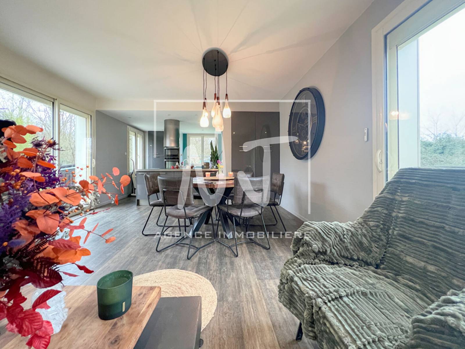 Maison 4 chambres à vendre dans un écrin de verdure aux Bois d'Anjou
