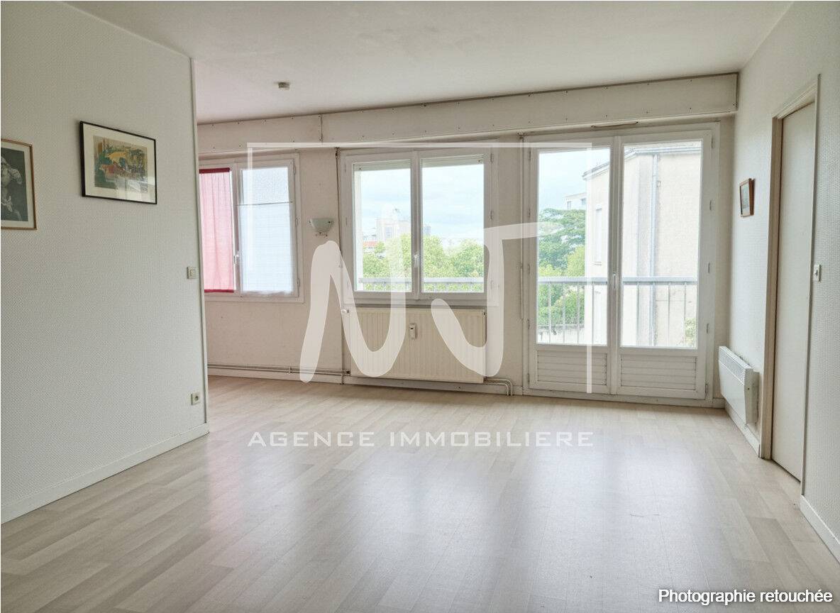 Appartement type 2 à vendre proche de la gare d'Angers avec parking privatif