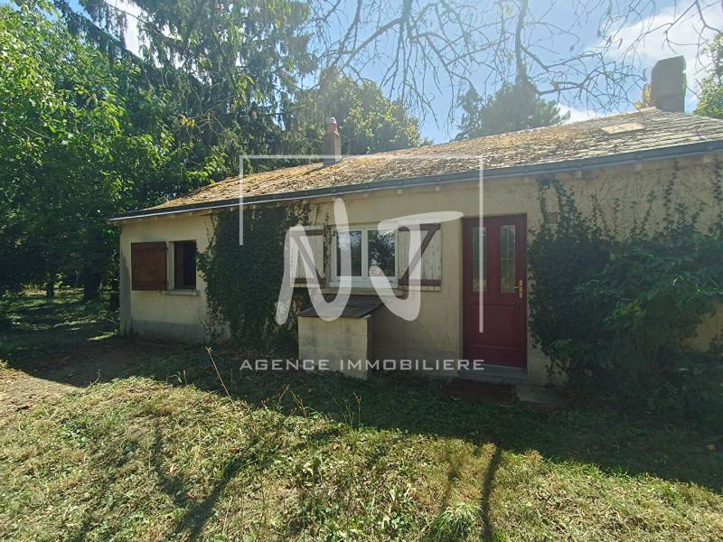 Maison à rénover à Soulaire et Bourg