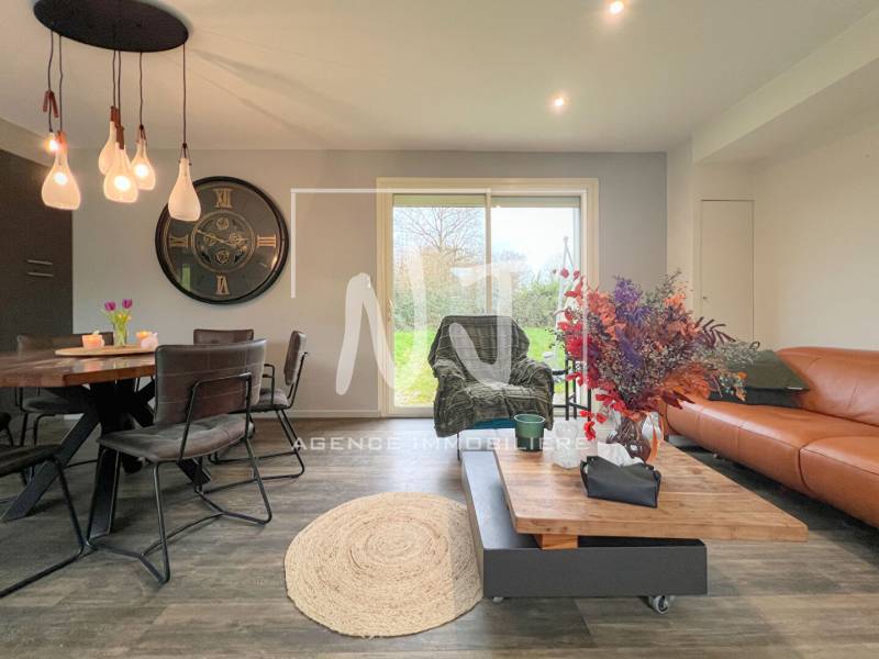 Maison 4 chambres à vendre dans un écrin de verdure aux Bois d'Anjou