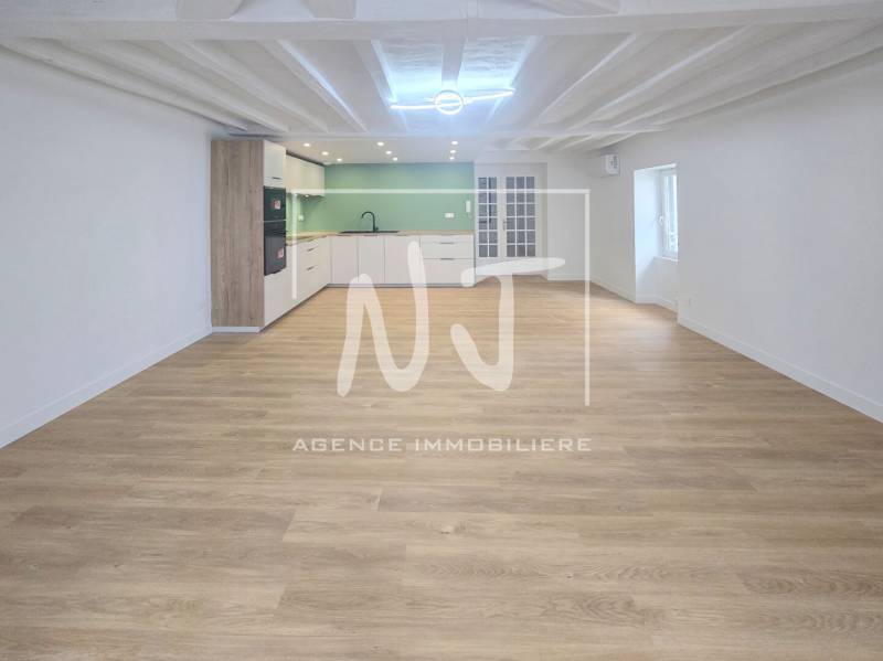 Appartement 2 chambres entièrement rénové à vendre à Trélazé 49800