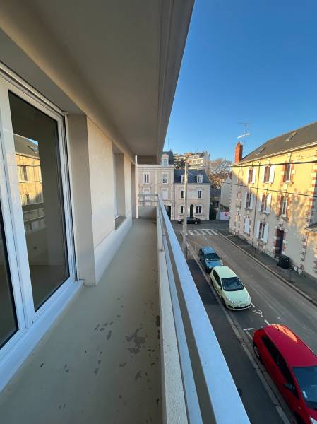 Appartement avec balcon à vendre - ANGERS